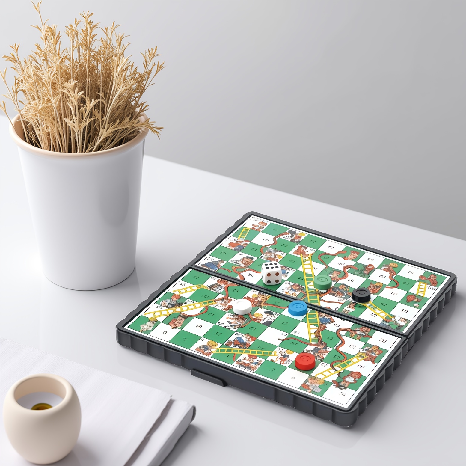 Tragbares, faltbares Schlangen – Board Game Ludo Bewertung und Preis